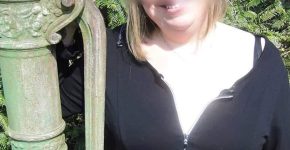 Belle femme blonde BBW cherche compagnie d'un homme sérieux