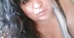 Pauline, brune trentenaire, de Rennes, cherche un homme pour du sérieux